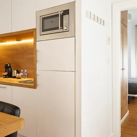 Apartment Minimal By Ele Malaga