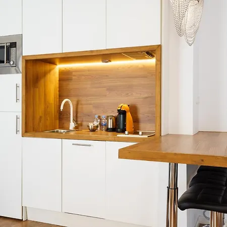 Apartment Minimal By Ele *