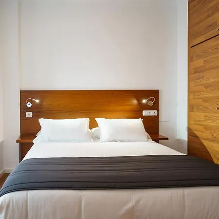 Minimal By Ele * マラガ